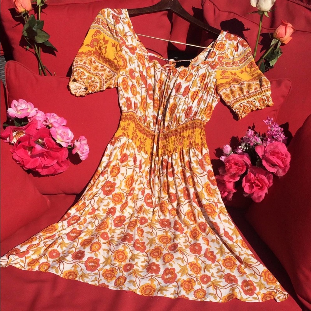 Mini Dress Floral Yellow Marigold Boho Glam NWOT - Picture 7 of 7
